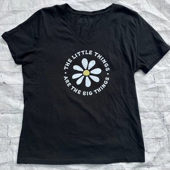 Life Is Good Tops - NWOT Women’s Size Medium Life Is Good SS VNeck TShirt